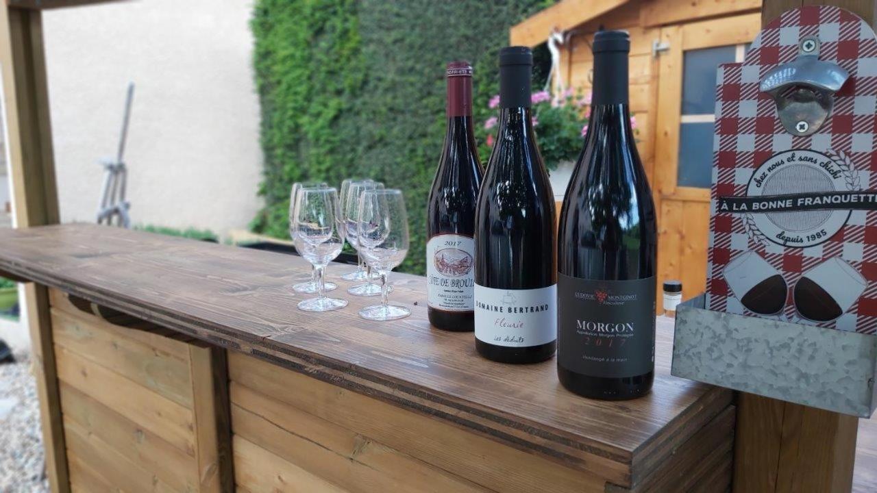 La Maison Des Vignes Charentay Exteriér fotografie